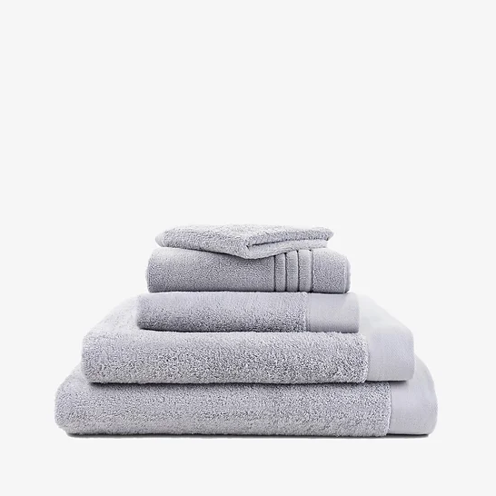 St. Genève Puro Bath Towel, Silver