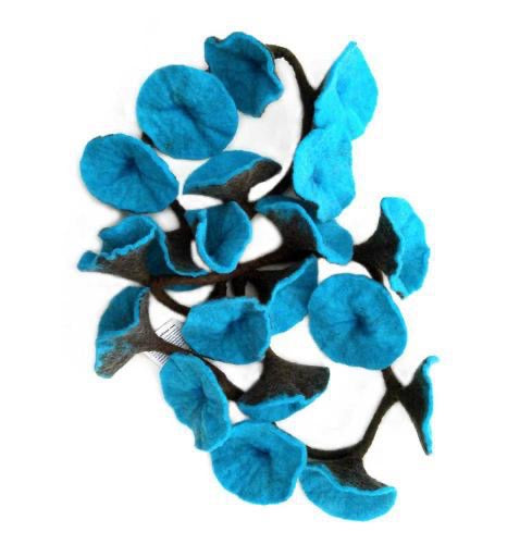 Garland, 20 Flowers - Solid Blue Color