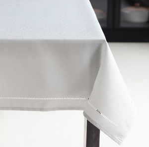 Harman Lurex Hemsitch Tablecloth, 70" Round Ice White